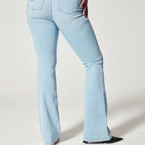 Spanx Flare Jeans Light Wash,size M, inseam 32. NEW CONDITION never worn.